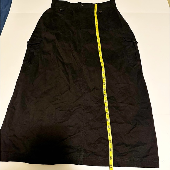 Moments Black Skirt With Utility Pockets - Picture 3 of 8